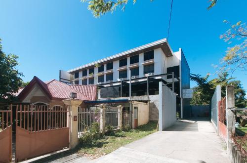 Mahayahay Lodge And Restaurant