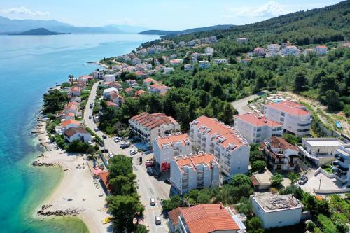 Villa Malo More
