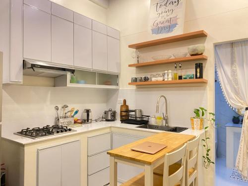 Relaxing home with bathtub in the South of Davao City