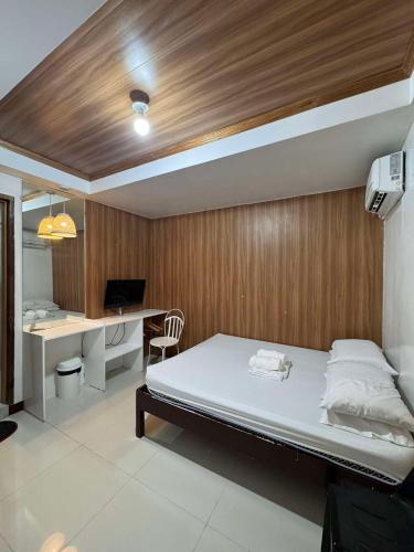 Leila Pension House