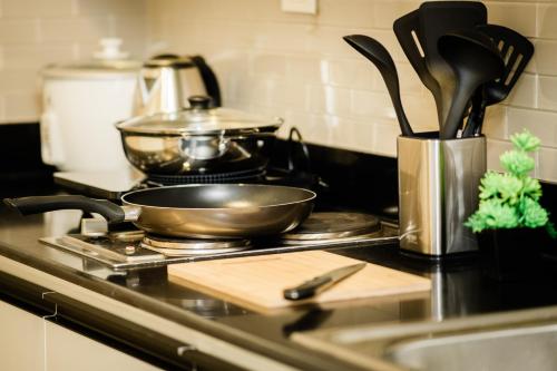 Premium family Suite near MOA