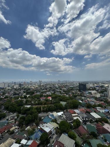 VINIA INFINITY STUDIO 4 near MALLS and MRT STATION