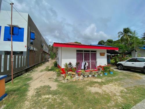 Monera's Native Cabin