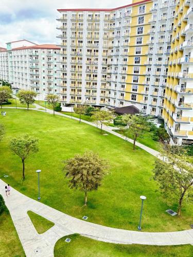 2BR Condo Staycation NearAirport