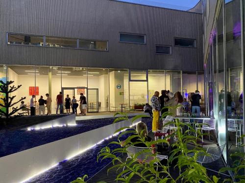 Auberge de jeunesse Hi Lille Stephane Hessel