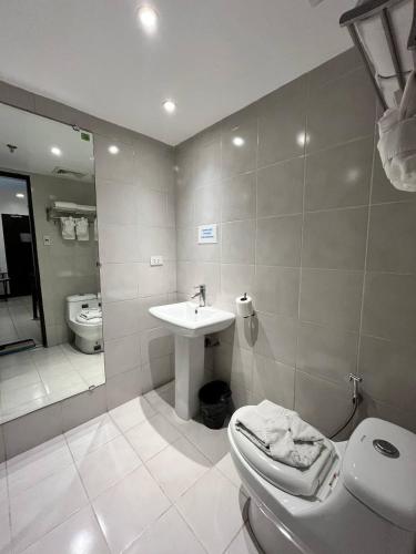 Safari Lodge Baguio by Log Cabin Hotel