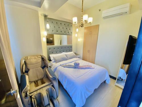 One Pacific Residence 18th Floor