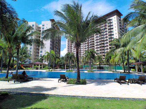 Infinity Staycation