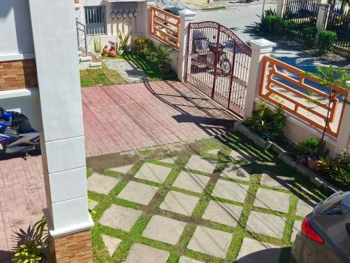 Kimz Residences