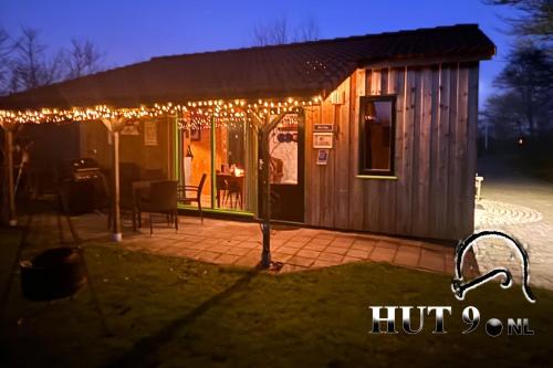 De Horizon, slapen in hutten