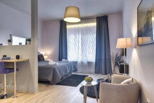 D&A Center Apartments