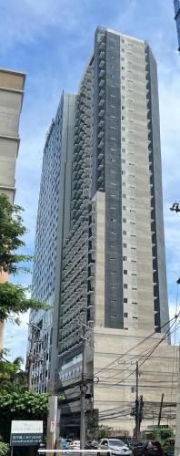Condo Near Ayala Cebu City in Cityscape Grand Tower
