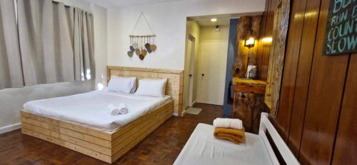 JCGA Apartments' Rustic Chic Cabins-Near Botanical Garden and SM Baguio
