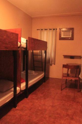 Laguno Bed and Breakfast
