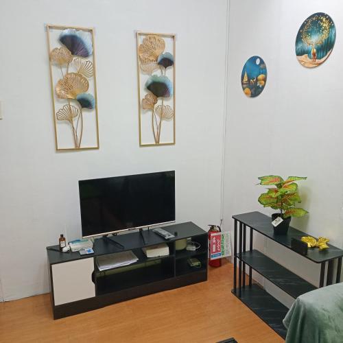 Francesca Royale Condominiums