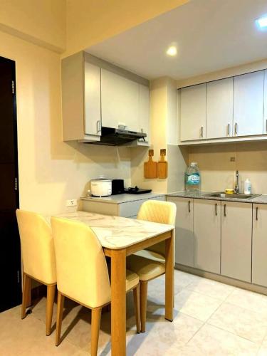 John Kyle Suites