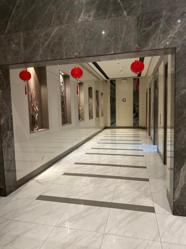 Condo with pool and gym free access