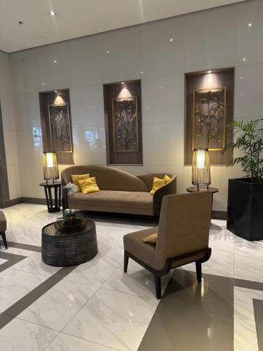 Condo with pool and gym free access