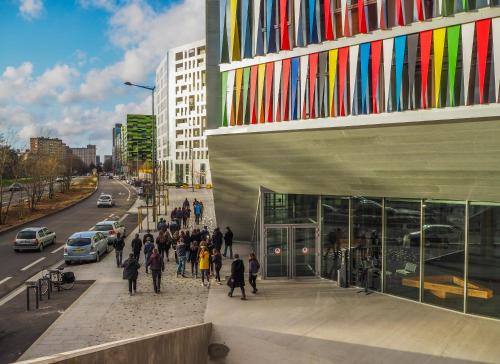 Auberge de jeunesse Hi Lille Stephane Hessel