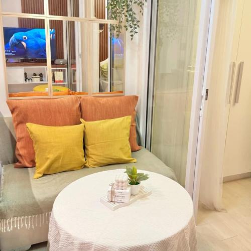 Rio West Tower - Azure Urban Resort Residences