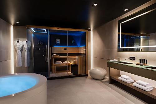 The Pantheon Iconic Rome Hotel, Autograph Collection