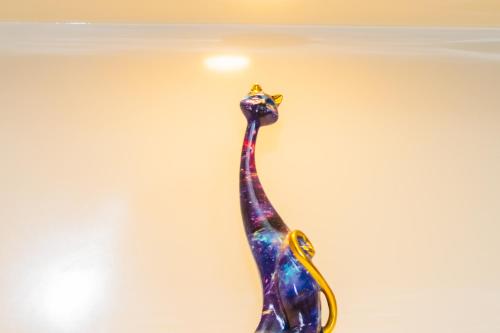 Boutique Air Retreat Relax Laugh Swim Gym Car Park 1767