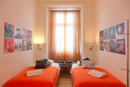 Living Lounge Hostel