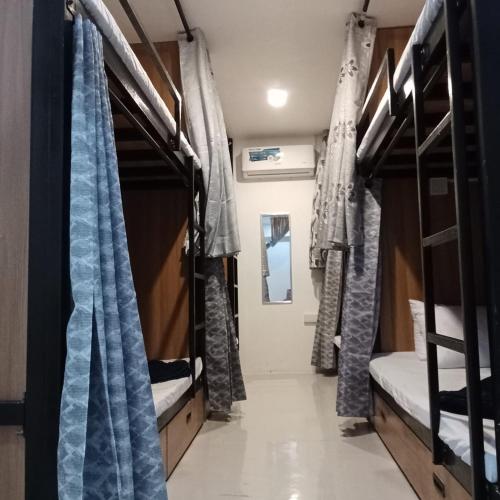 Sunset Paradise Hostel