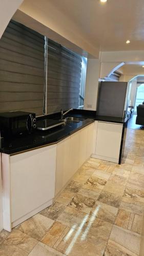 Lydias House kaputian samal