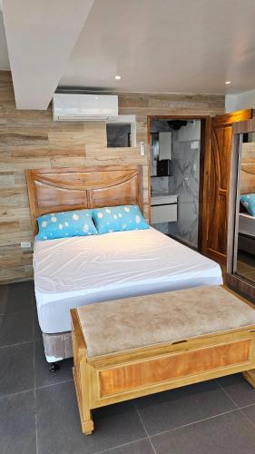 Lydias House kaputian samal