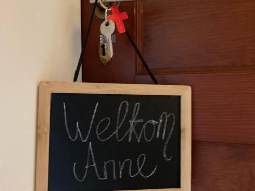 Hotel Au Nom De Dieu