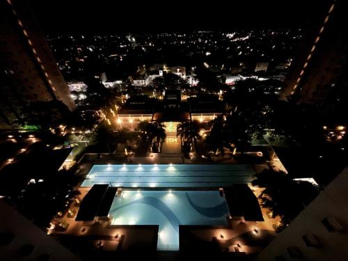 Staycation Near SM North Edsa l with 100 MBPS WiFi