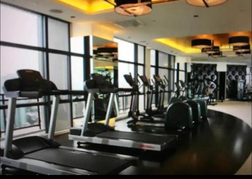 Gramercy Residences Spacious 1 BR Loft FREE Amenities