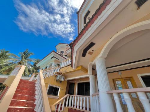 Casa Royal Beach Front