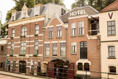 Hotel Courage