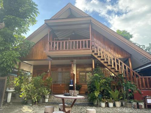 Theresa's Pension House