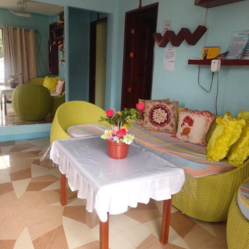 Pabualan Traveller's Inn