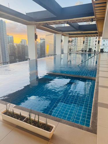 Cozy 1 Studio Room - The Residences BGC Taguig