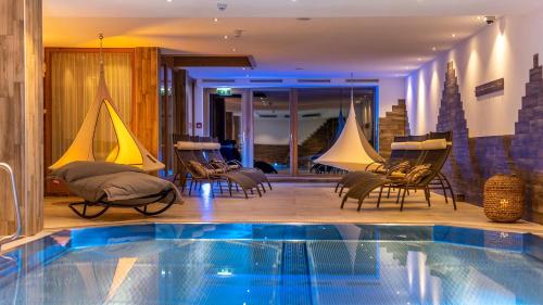 Tillga Glück Suites & Apartments