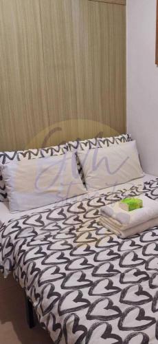 10th Floor Facing Amenity