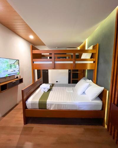Mula De La Paz Beach Resort