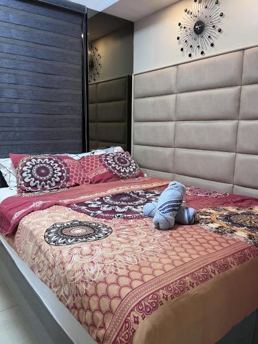 Bren Staycation in Shell Residences MOA