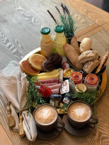 Seljalandsfoss Horizons