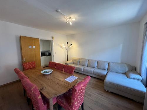 DownTown Family&Friends