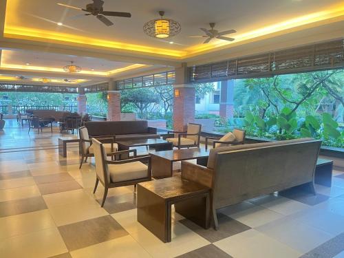 Acacia Estates' The Getaway Taguig, Evergreen