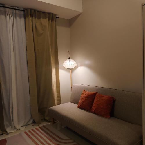 Condo Unit in Manhattan Heights, Cubao