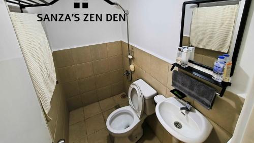 Modern 2BR Condo with Terrace, Netflix, Pool, & WiFi