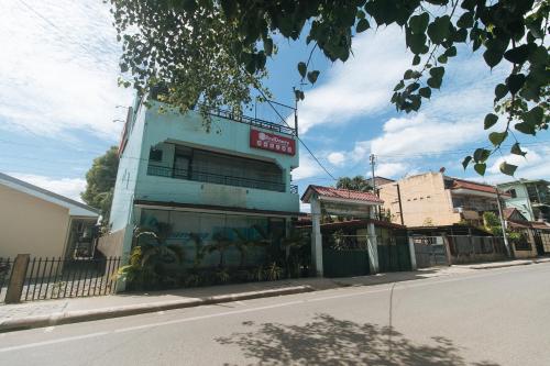 RedDoorz @ Maanyag Pension House Mandaue