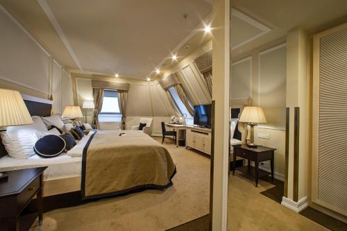 Loft Premium & Wilson Palace