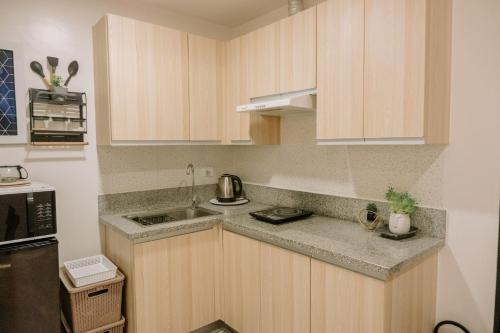 Tropical Bliss in the Metro